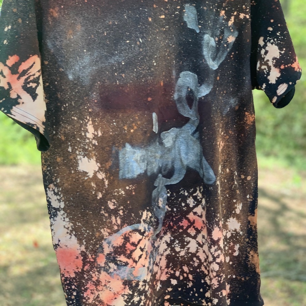 “Gated” Handmade Dajaé Tee